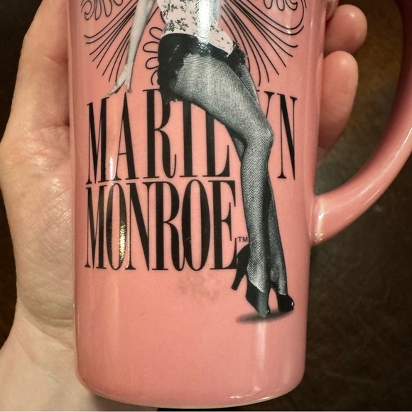 Pink Marilyn Monroe Coffee Mug Old Hollywood Memorabilia Large Beautiful Cup - Picture 10 of 12